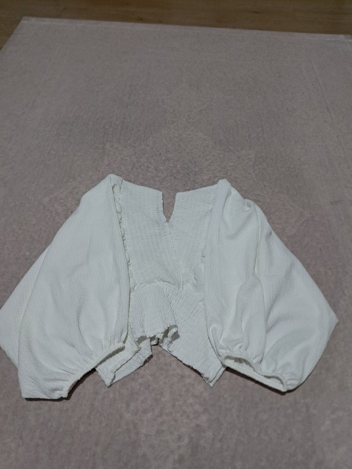 Beyaz V Yakalı Uzun Kollu Denim Bluz - Görsel 3