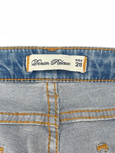 28 Beden mavi Renk PreLoved Jean / Kot %70 İndirimli.