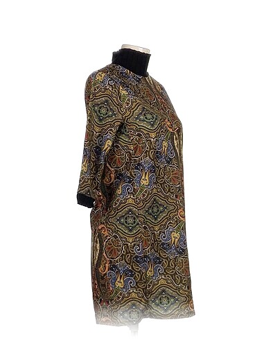 Zara Zara Kısa Elbise %70 İndirimli.