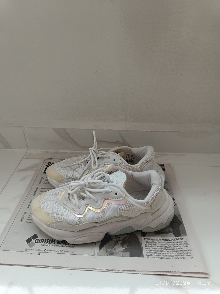 Beyaz Bağcıklı Kadın Spor Ayakkabı - Görsel 3