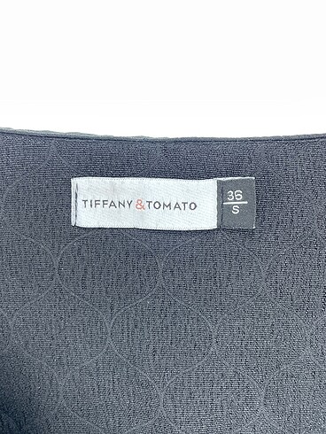 36 Beden siyah Renk Tiffany Tomato Gömlek %70 İndirimli.