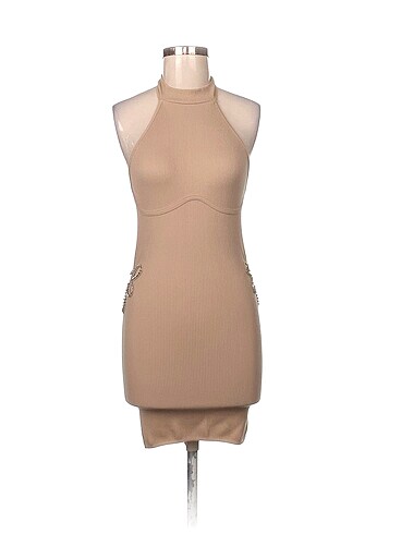 Bershka Mini Elbise %70 İndirimli.