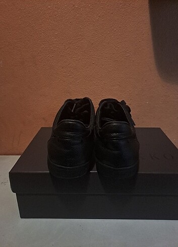 38 Beden siyah Renk Vakko kadın spor ayakkabı