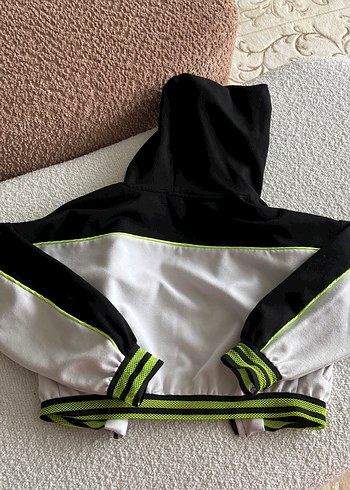 Kız Çocuk Kapüşonlu Fermuarlı Ceket - Görsel 3