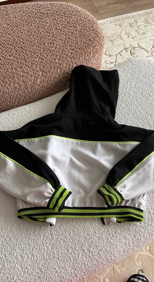 Kız Çocuk Kapüşonlu Fermuarlı Ceket - Görsel 3