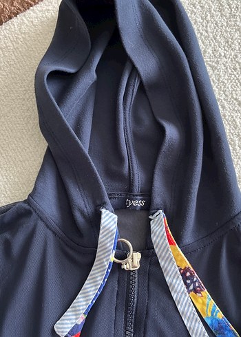 Nakışlı Mavi Kapüşonlu Fermuarlı Sweatshirt - Görsel 3