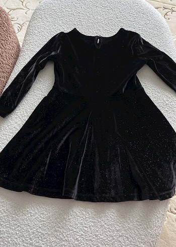 Kız Çocuk Siyah Süet Parlak Uzun Kollu Elbise - Görsel 4