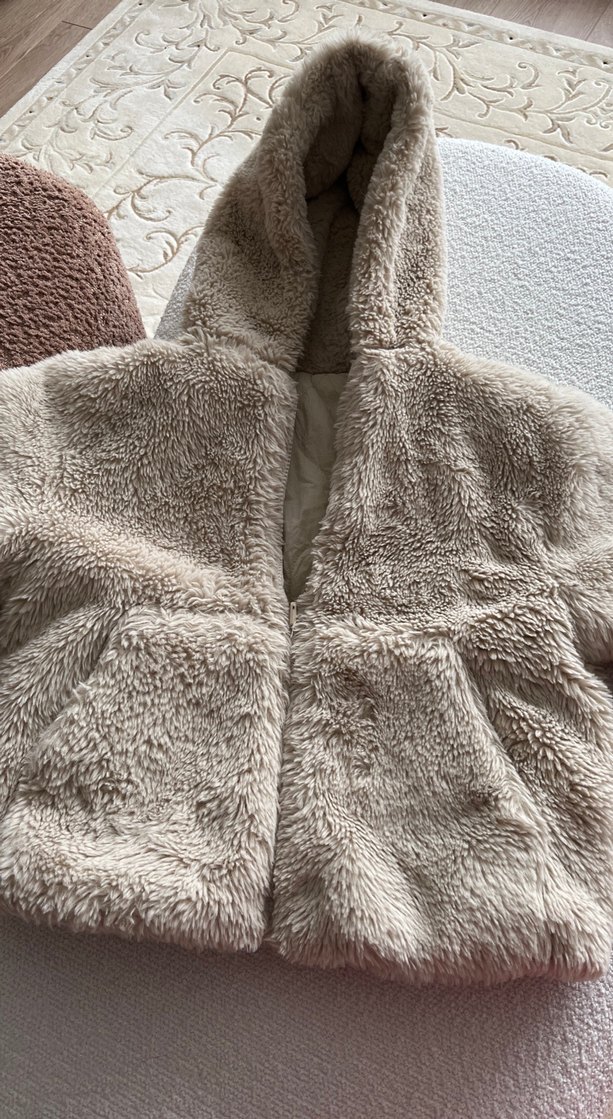 Kapüşonlu Siyah kız montu - Görsel 4