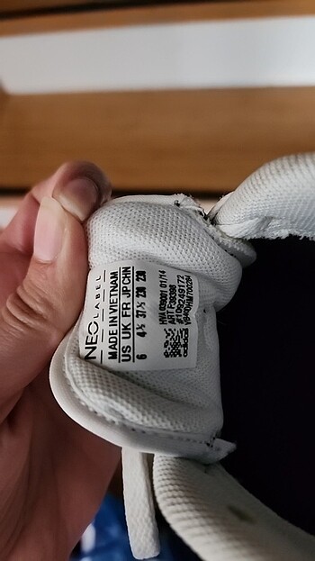 37 Beden siyah Renk Adidas Ayakkabı