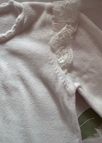 Beyaz Düğmeli Kız Triko Hırka - Görsel 3