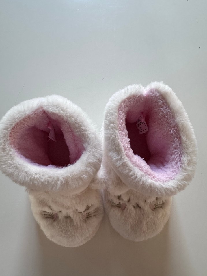 Beyaz Kız Çocuk Kürklü Sıcak Panduf - Görsel 3