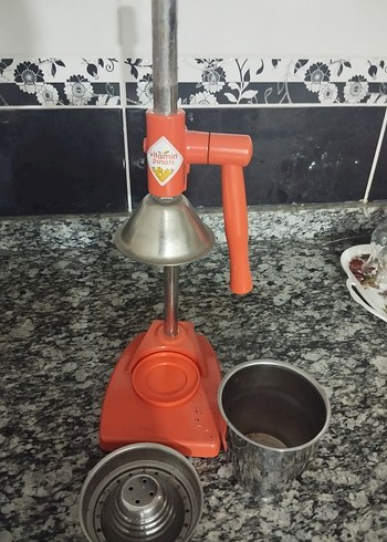 Beden Narenciye Sıkacağı