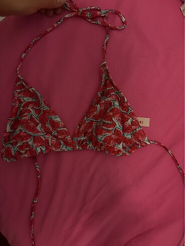 Bikini üstü