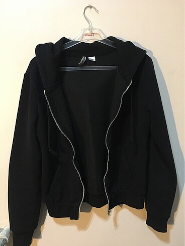 Fermuarlı kapüşonlu sweatshirt