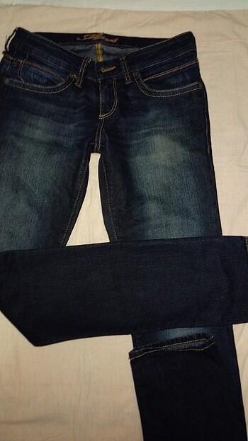 32 Beden Mavi jeans kot pantolon