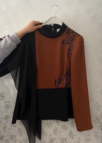 Uzun Kollu, Nakışlı ve Drapeli Kadın Gömlek - Görsel 2