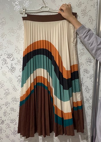 Bol Kesim Uzun Piliseli Etek gömlek takım - Görsel 3