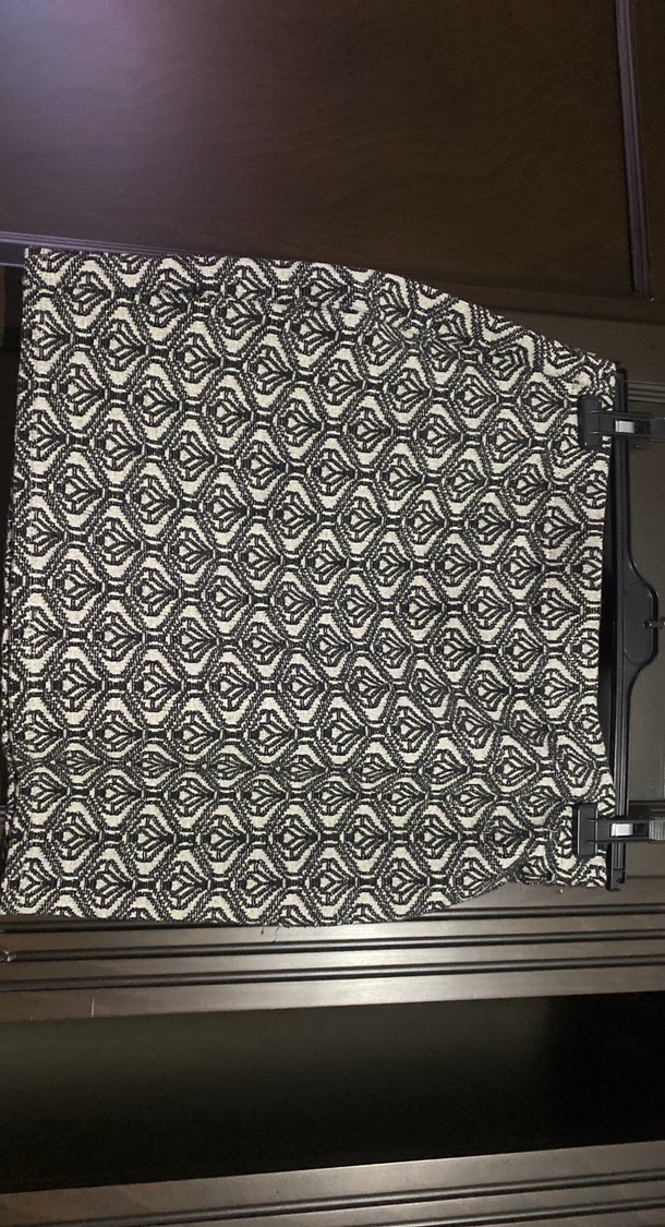 Kemerli, Siyah Desenli Mini Etek - Görsel 2