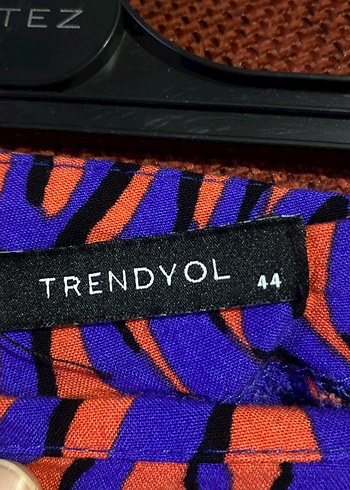 Zebra Desenli Uzun Drapeli Kadın Etek - Görsel 3