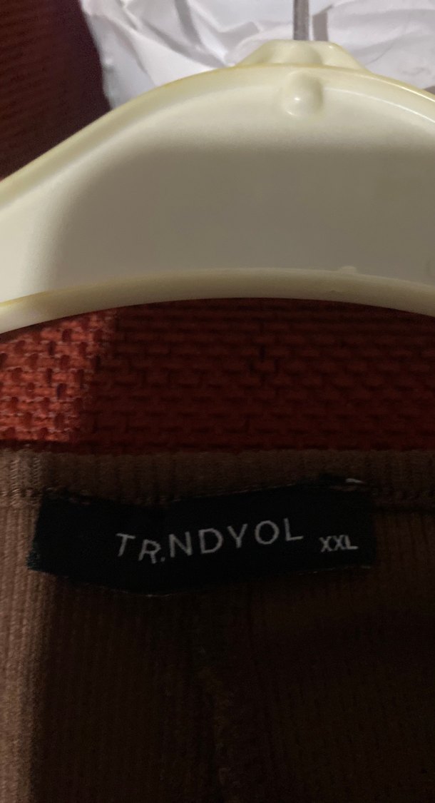 Kolsuz V Yaka Uzun Keten Elbise - Görsel 4