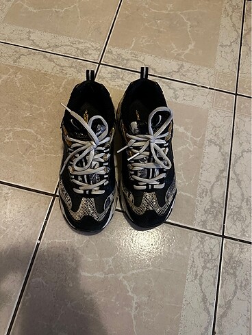 Skechers glites spor ayakkabı