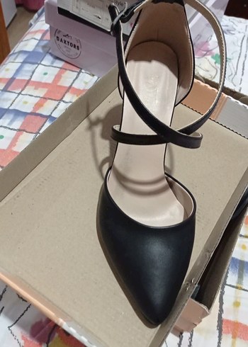 Diger Siyah Stiletto Topuklu Kadın Ayakkabı