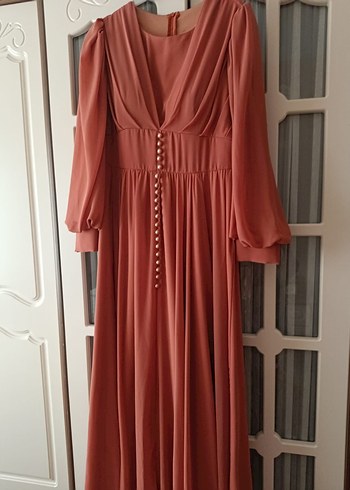 Düğmeli Uzun Kollu V Yaka Uzun Elbise abiye - Görsel 2