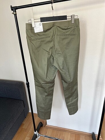 44 Beden H&M arkası lastikli kumaş pantolon