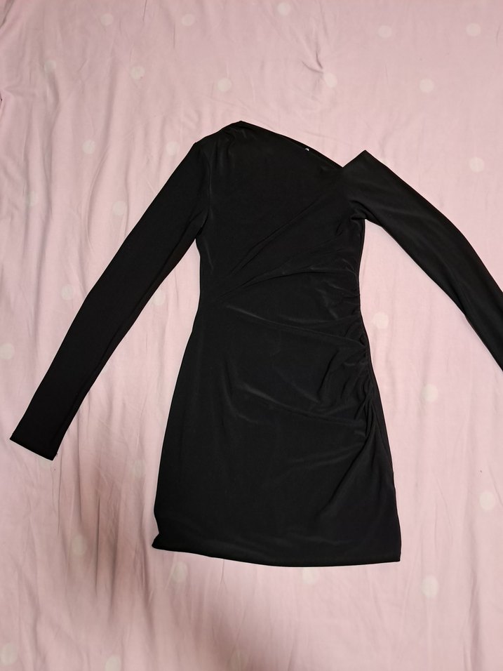 Uzun Kollu Siyah düşük omuz Elbise - Görsel 2