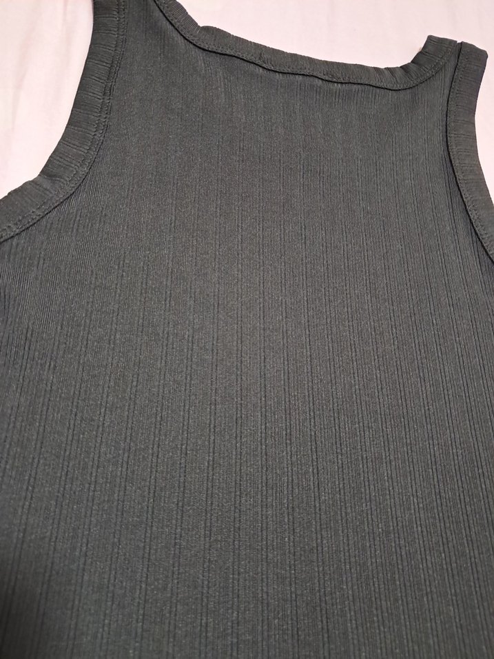 Siyah Kadın Kolsuz Atlet - Görsel 4