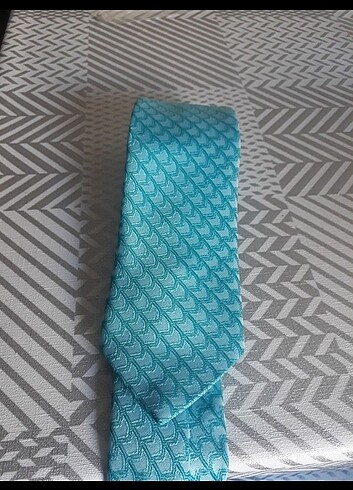  Beden Sıfır kravat