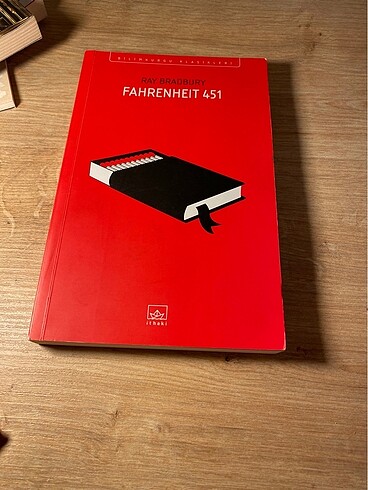 Fahrenheit 451