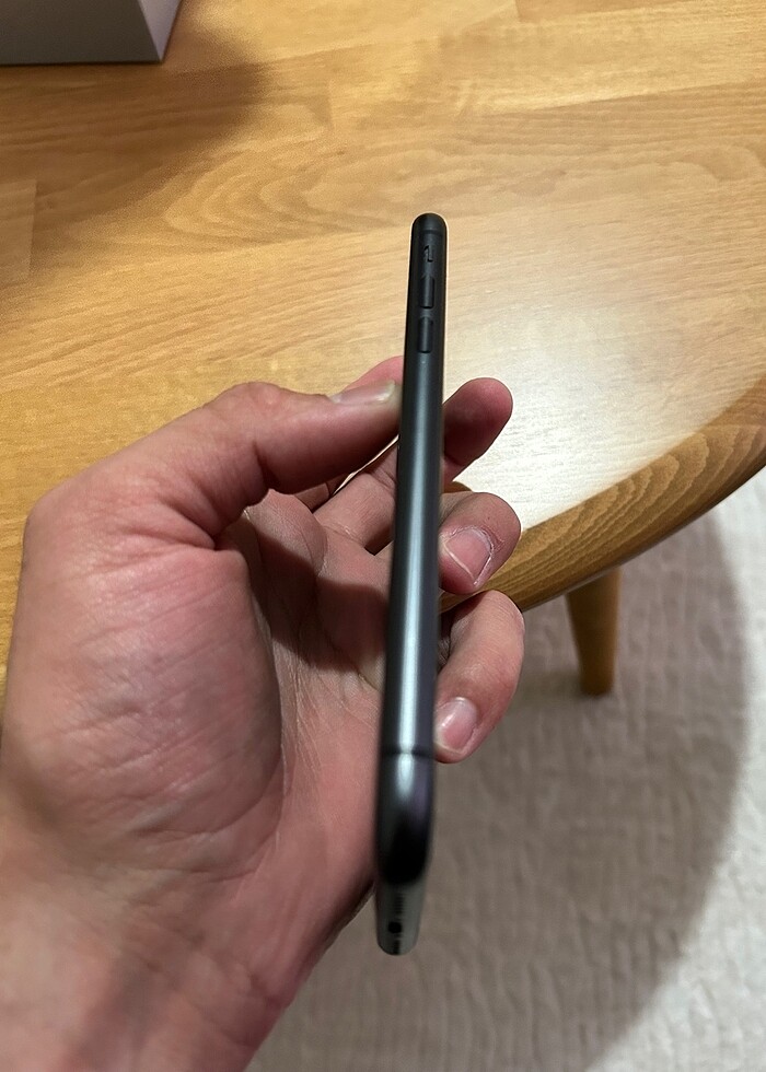 İPHONE 11 BLACK TEMİZ - Görsel 3