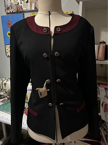 Chanel Tarzı Vintage Kısa Ceket