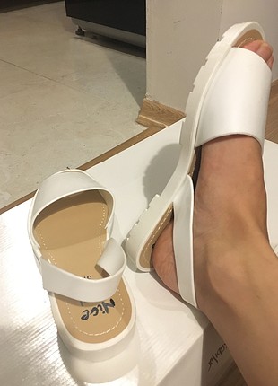 37 Beden beyaz Renk Beyaz Plastik Sandalet