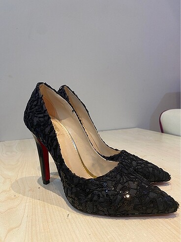 Orta topuk stiletto