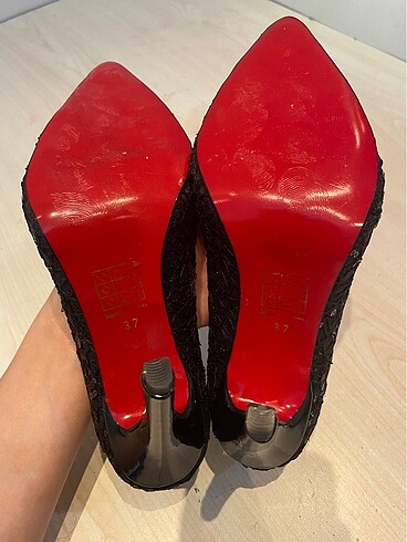 37 Beden siyah Renk Orta topuk stiletto