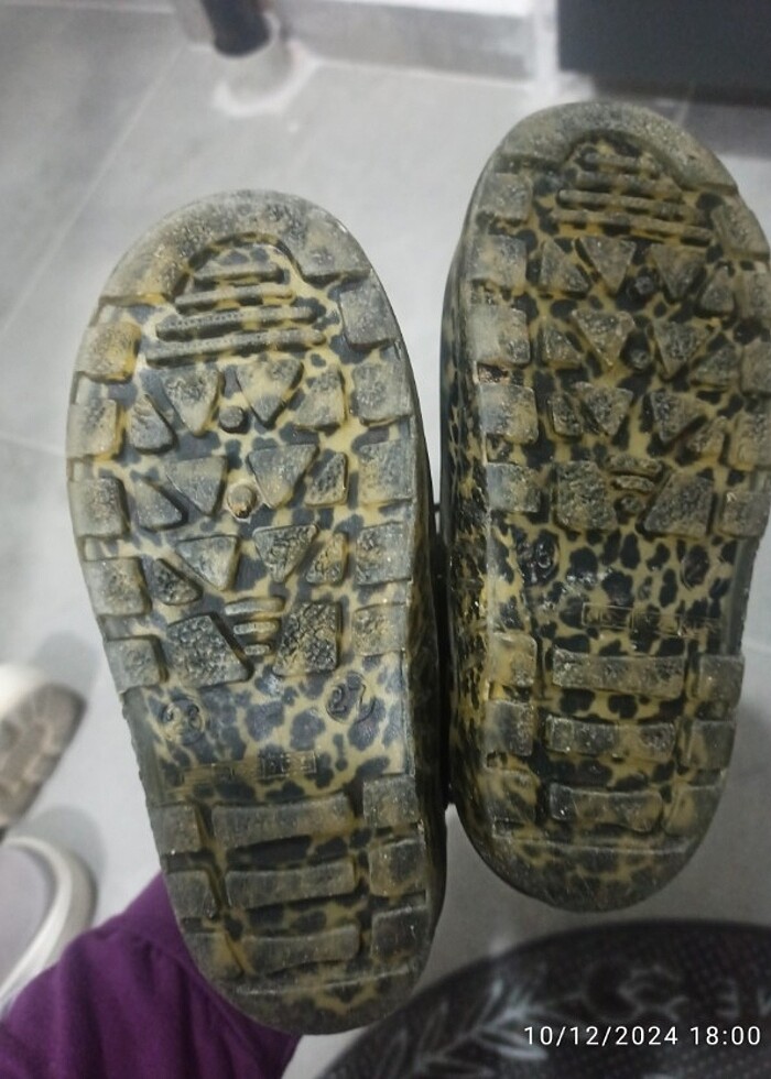 Yağmur çizmesi - Görsel 2