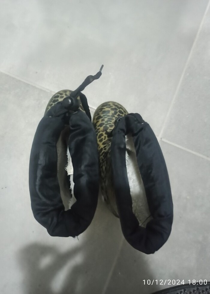 Yağmur çizmesi - Görsel 3