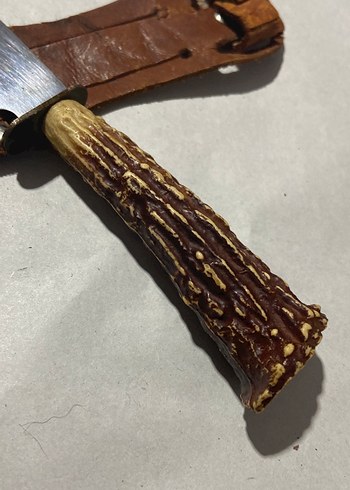 Kahverengi Saplı Avcı Bıçağı ve Kılıfı
Boynuz saplı - Görsel 3