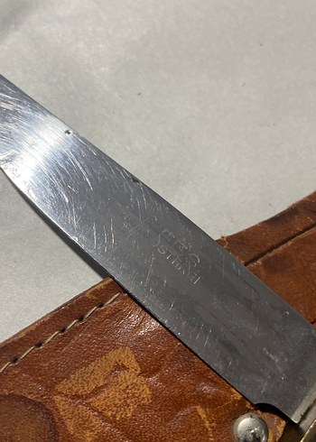 Kahverengi Saplı Avcı Bıçağı ve Kılıfı
Boynuz saplı - Görsel 2