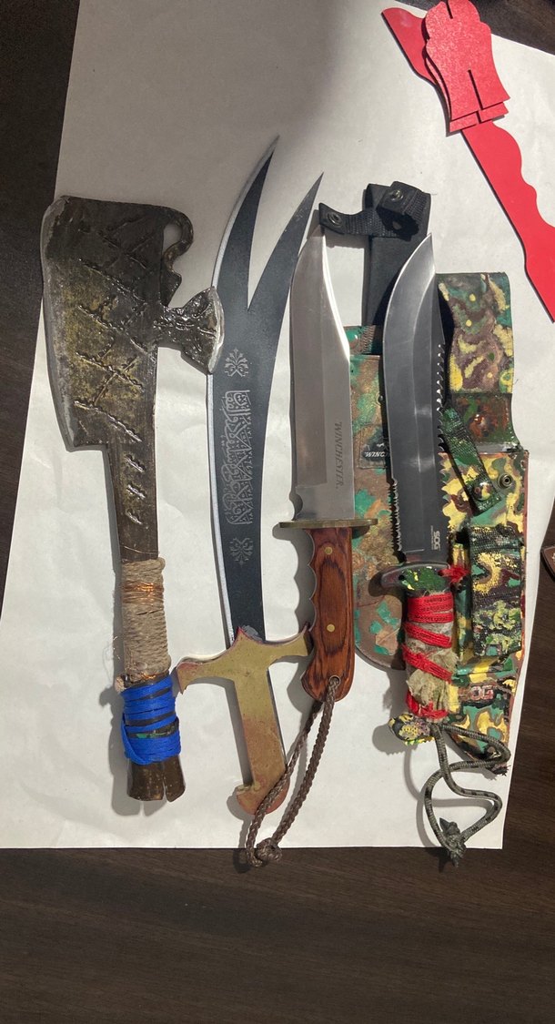 Karışık Renkli Koyu Tonlu Kesici Aletler Seti - Görsel 2