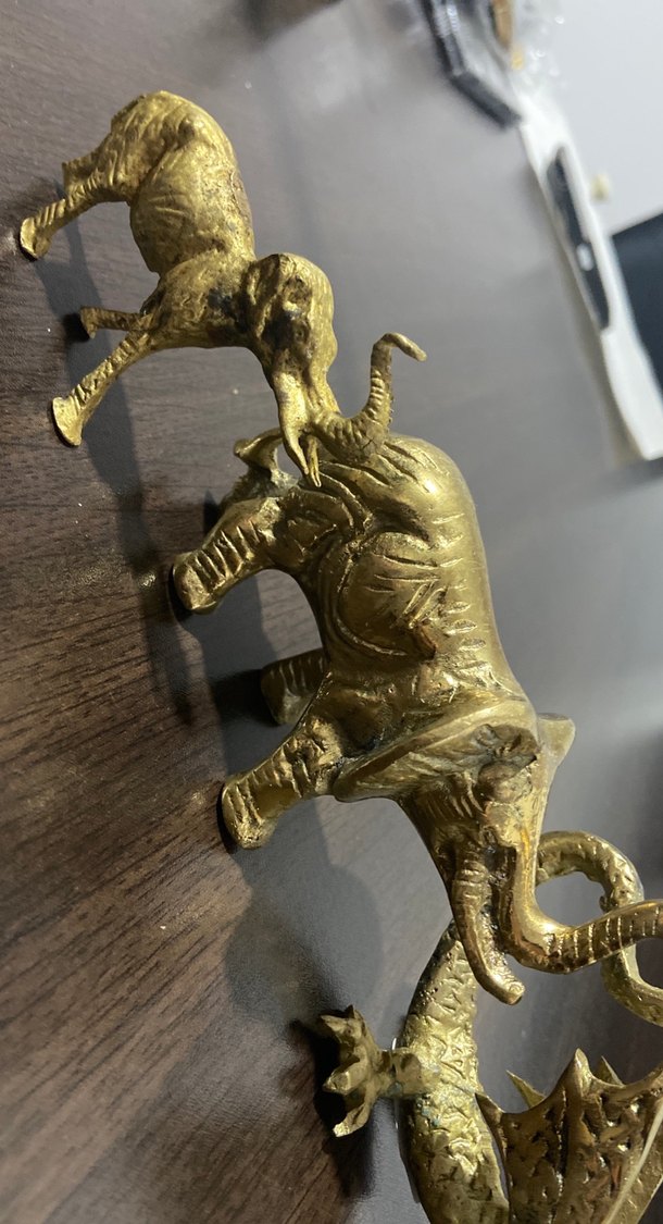 Parlak Altın Renkli Figürin Seti - Görsel 2