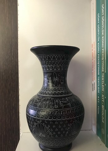 Diğer Siyah İşlemeli Seramik Vazo