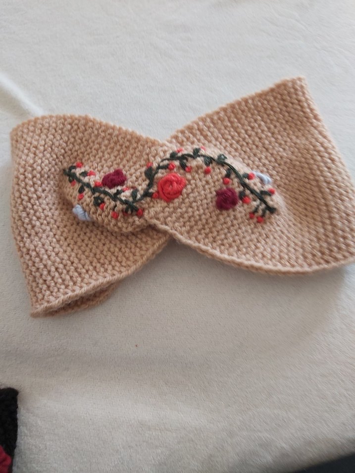 el örgüsü Nakışlı Bej Örgü Eldiven ve saç bandı - Görsel 3