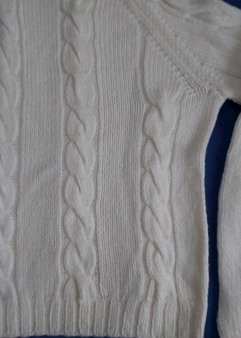 Beyaz Yüksek Yakalı Örgü Kadın Kazak - Görsel 4