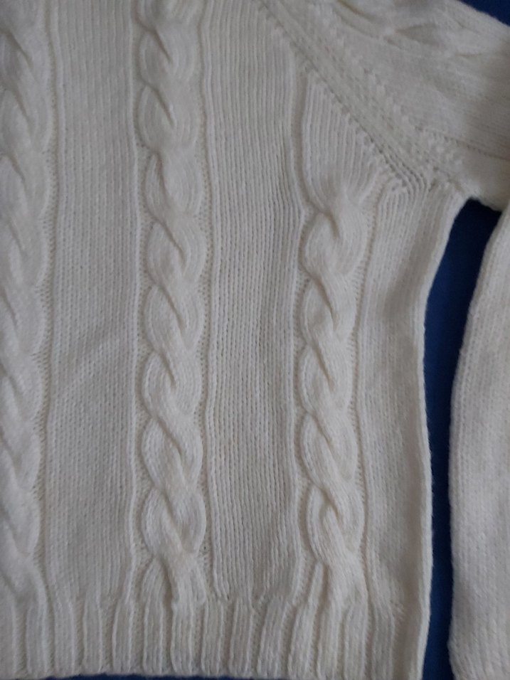 Beyaz Yüksek Yakalı Örgü Kadın Kazak - Görsel 4