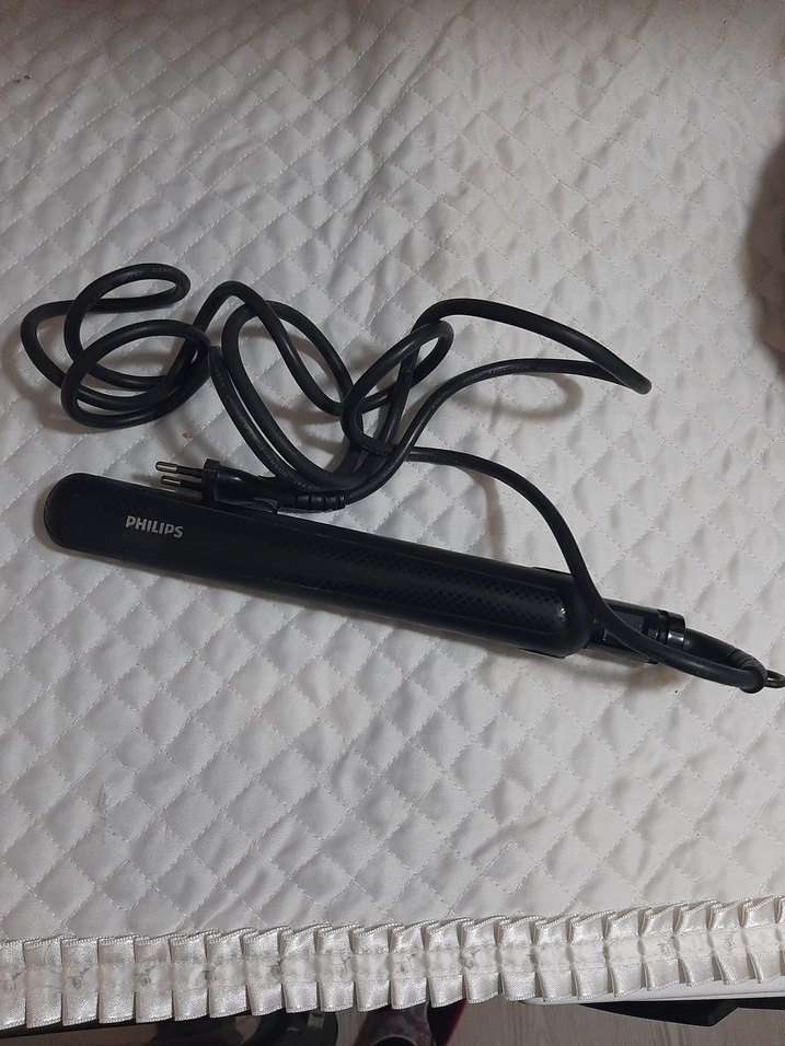 Siyah Saç Düzleştirici - Görsel 2