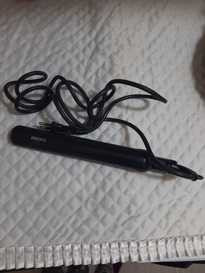 Siyah Saç Düzleştirici - Görsel 3