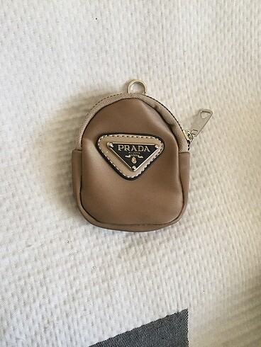 prada cüzdan